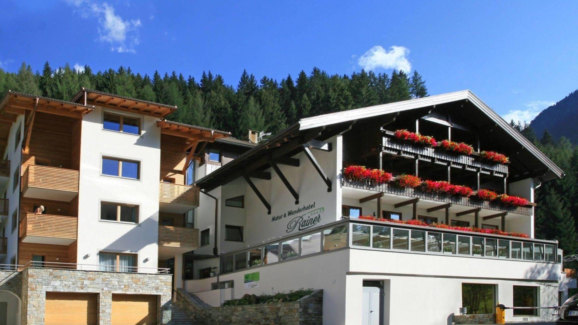 Naturhotel Rainer Ratschings Exterior foto